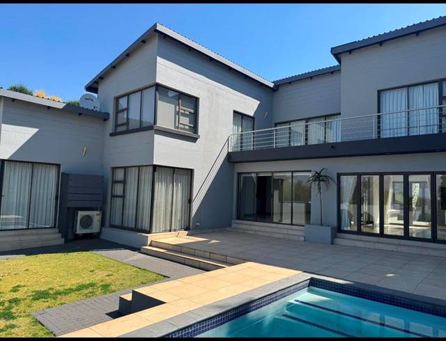 6 BEDROOM HOUSE FOR SALE IN MIDLANDS ESTATE